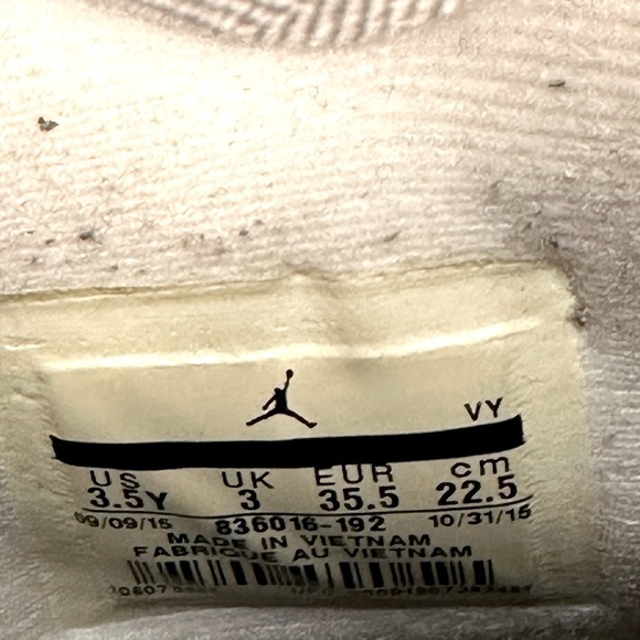 Jordan 4 retro white cement - Picture 5 of 6